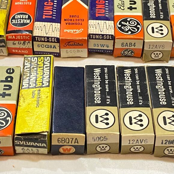 Vintage Lot of 26 Electron Vacuum Tubes Radio AMP Audio Not Tested As Is - Picture 3 of 16